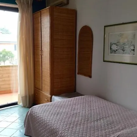 伊尔比安克斯皮诺旅馆 酒店 2*